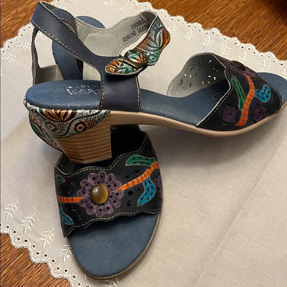 L ‘ Artiste Women’s Sling back Sandals - Picture 2 of 10